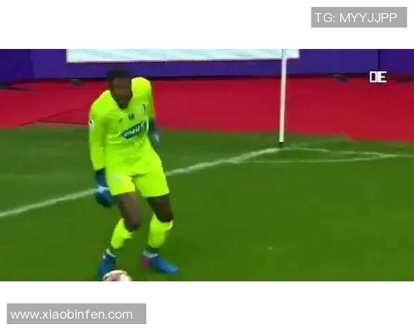 现役足球明星盘带技巧解析与精彩瞬间回顾 现役足球明星盘带技巧解析与精彩瞬间回顾