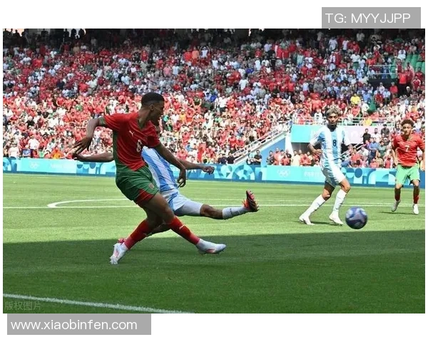 足球明星的舞蹈技巧揭秘如何在球场外展现你的舞姿魅力